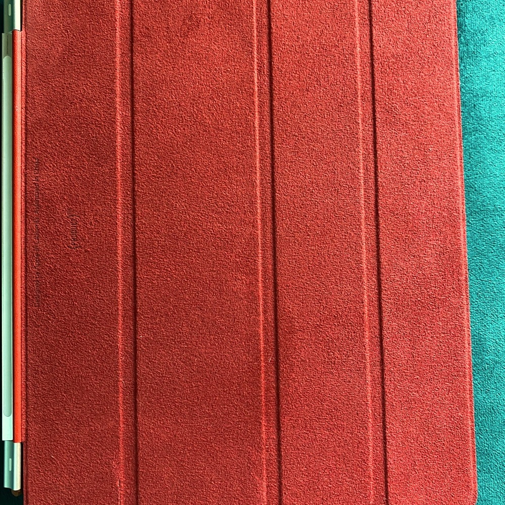 Apple Smart Cover - Picture 2 of 3
